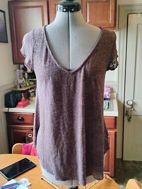 Women's Mauve Short-Sleeve V-Neck Top